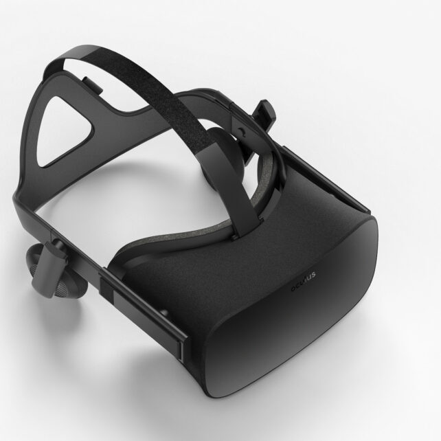 VR for All: Facebook Plans Cheaper, Wireless Version of Oculus Rift ...